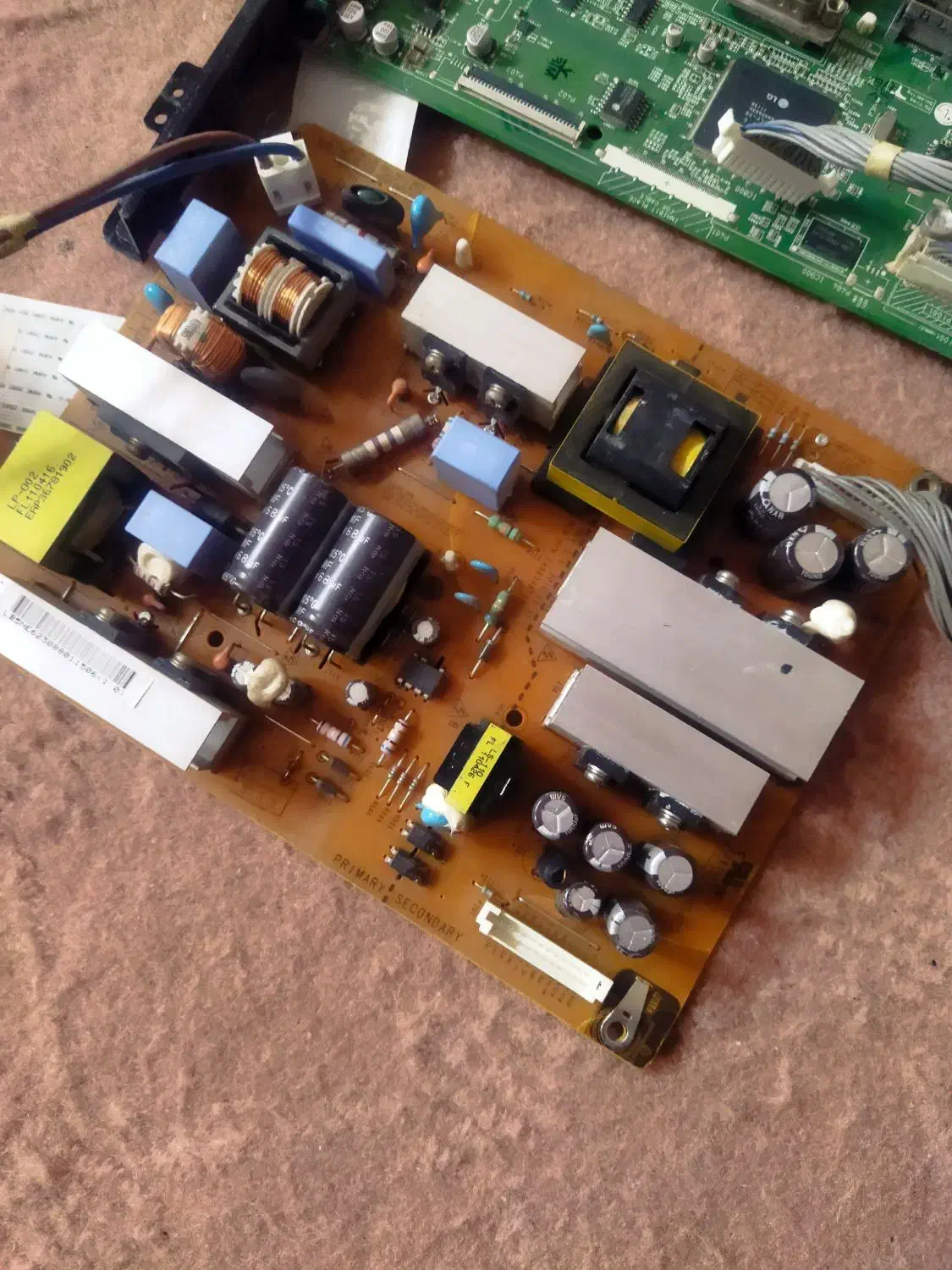 قطعات تلوزیون ال جی (همه چی سالم)|تلویزیون و پروژکتور|مشگین شهر, |دیوار