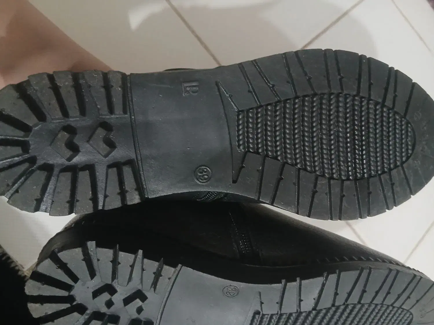 نیم بوت زنانه سایز39تعویض ندارم|کیف، کفش، کمربند|زنجان, |دیوار