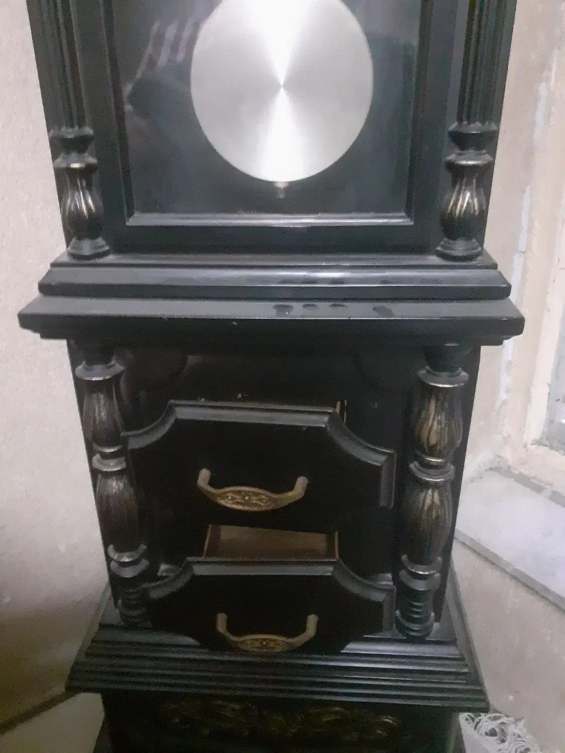 یک عدد ساعت فهوه ای در حد نو یک متری|ساعت دیواری و تزئینی|بروجرد, |دیوار