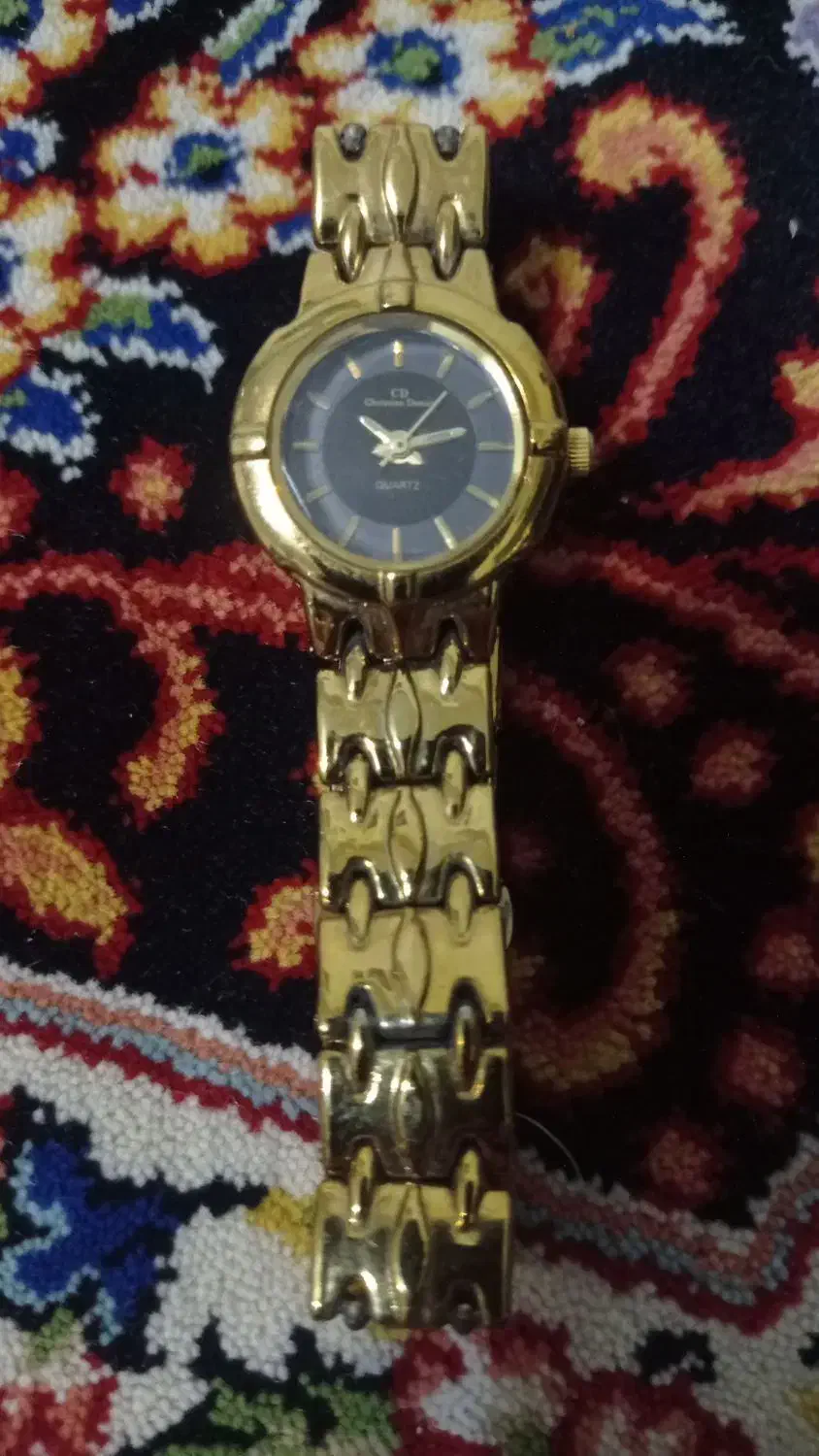 ۲عدد ساعت زنانه سوییسی و ژاپن اصل کاملا سالم ضداب|ساعت|ملارد, |دیوار