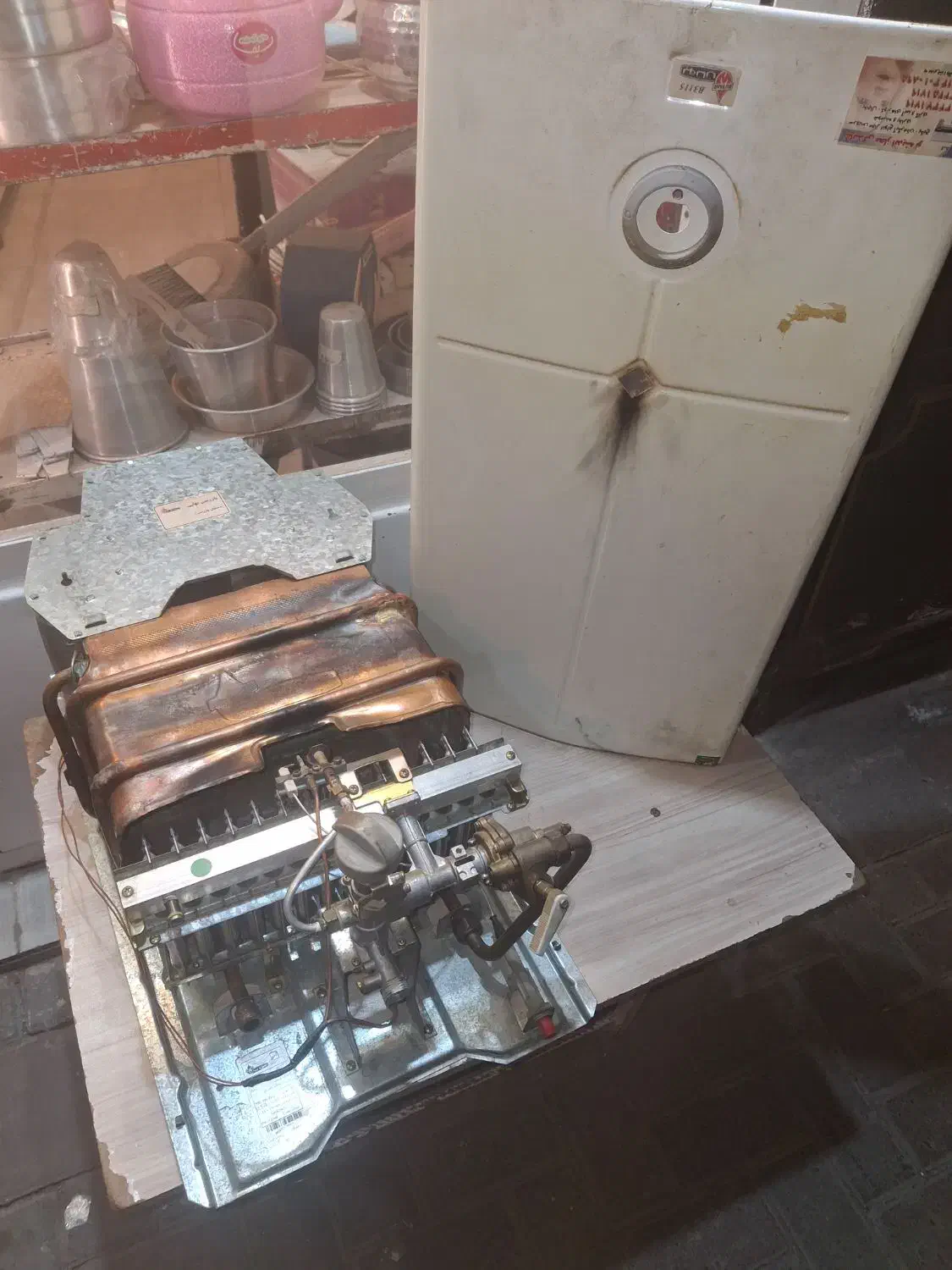 ابگرمکن بوتان کم فشار 3115|آبگرمکن، پکیج، شوفاژ|تبریز, |دیوار