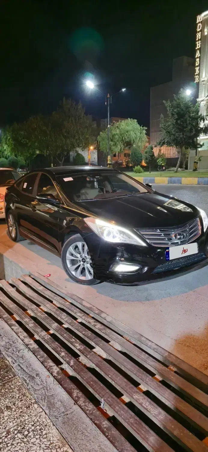 ازرا ۲۰۱۲ نیمه فول زیر قیمت بی رنگ|خودرو سواری و وانت|گرگان, |دیوار