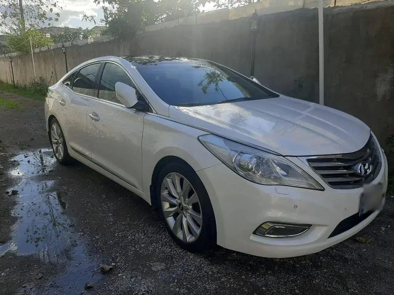 آزرا گرانجو ۳۰۰۰cc فول ۹ اربک با پلاک منطقه آزاد|خودرو سواری و وانت|رشت, دیلمان|دیوار