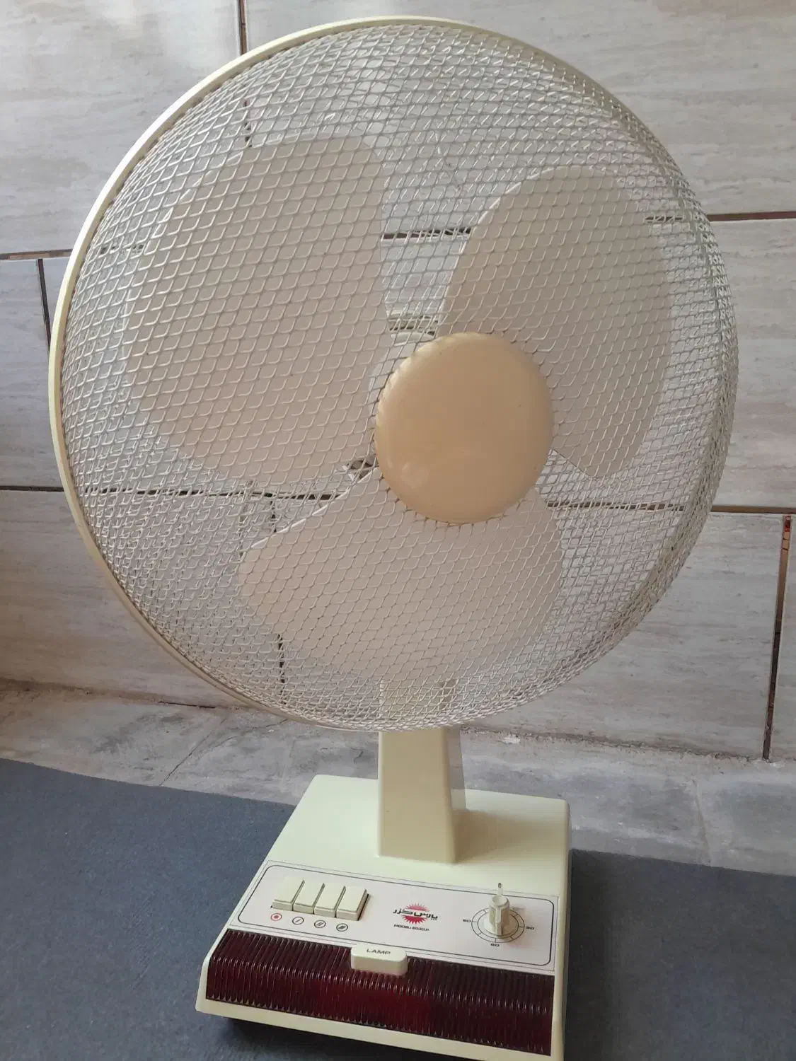 پنکه پارس خزر|پنکه و تصفیهکنندهٔ هوا|کرمان, |دیوار