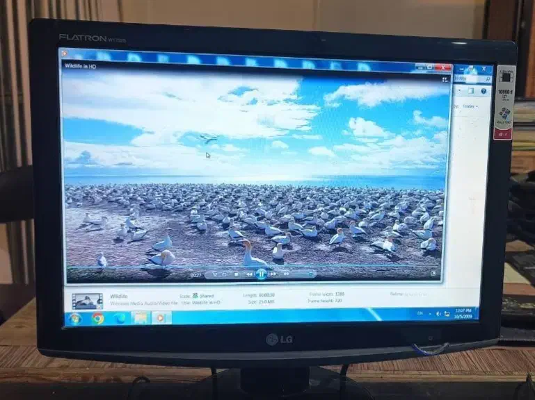 نمایشگر کامپیوتر رومیزی Monitor LG|قطعات و لوازم جانبی رایانه|کرج, شهرک اوج|دیوار