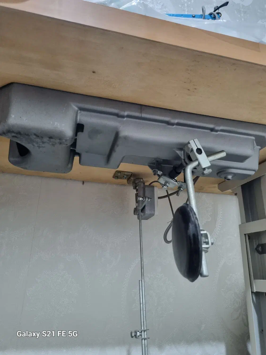 فروش چرخ خیاطی و اتو کارگاهی در حد نو|چرخ خیاطی و ریسندگی|اهواز, کیانپارس |دیوار