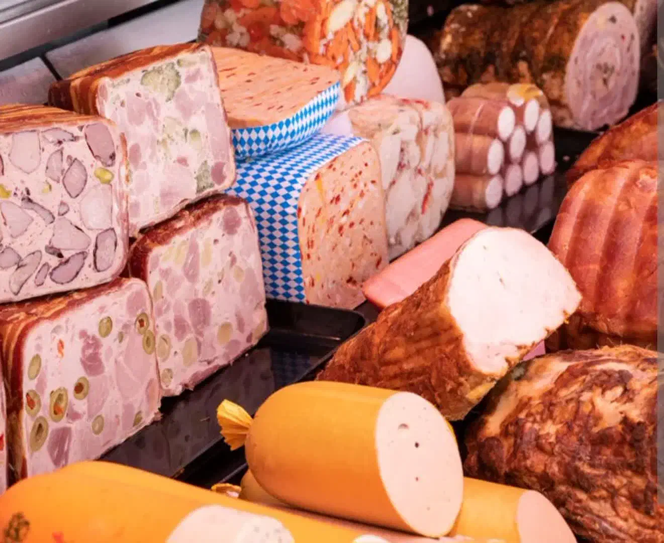 نیرو ساده/ماهر/کارخانه سوسیس و کالباس/سرویس/غذا|استخدام صنعتی، فنی، مهندسی|رباط‌کریم, رباط‌کریم|دیوار