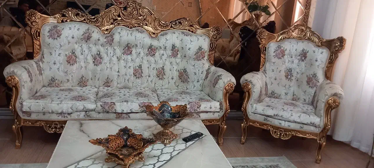 مبل سلطنتی چوب|مبلمان خانگی و میز عسلی|پلدشت, |دیوار