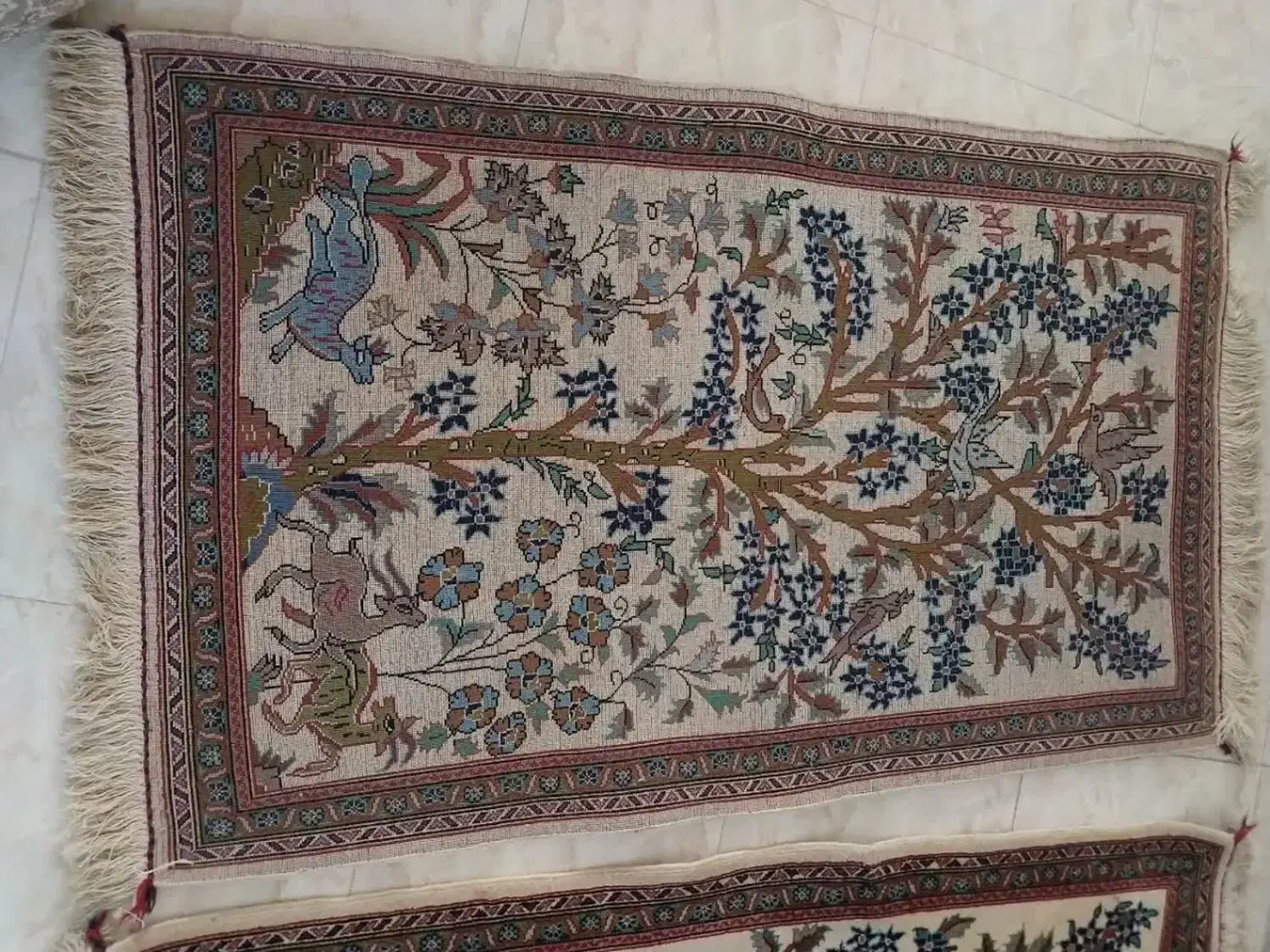 دو عدد قالیچه دستباف از عکس زیبا تر|فرش|تهران, شهرک ولیعصر جنوبی|دیوار