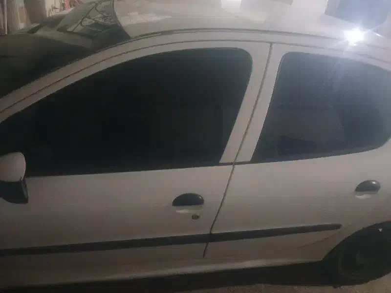 ۲۰۶ تیپ دو . تمیز و مرتب|خودرو سواری و وانت|لاهیجان, شیشه گران|دیوار