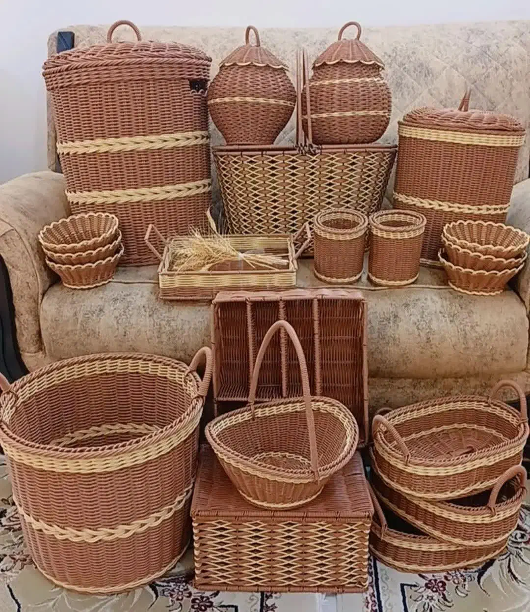 زیبابافت|ظروف سرو و پذیرایی|نیشابور, شهید جعفری|دیوار