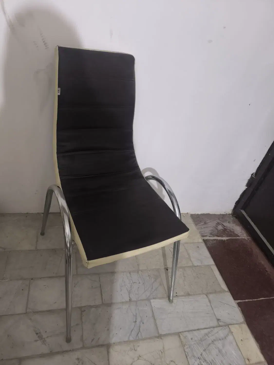 میز و صندلی دو نفره|میز و صندلی غذاخوری|ابهر, |دیوار