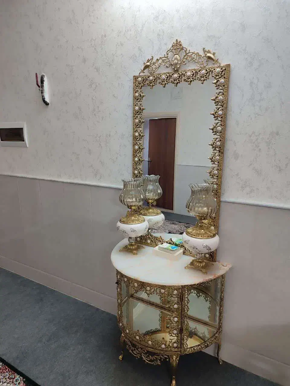 برنز در حد|بوفه، ویترین، کنسول|قم, شهرک فاطمیه|دیوار