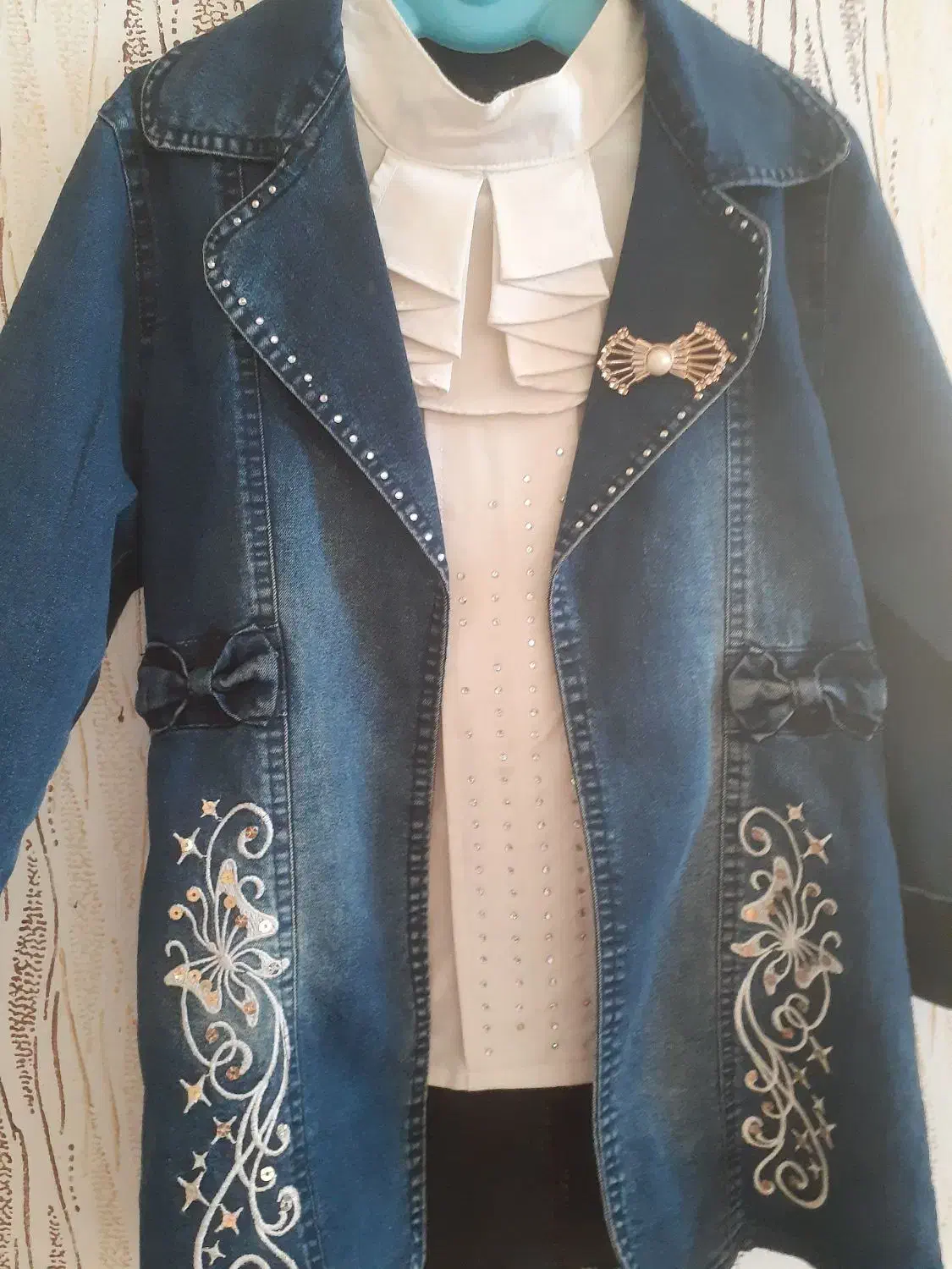 نیم بوت و لباس بچه گانه|کفش و لباس بچه|شیراز, صاحب الزمان|دیوار