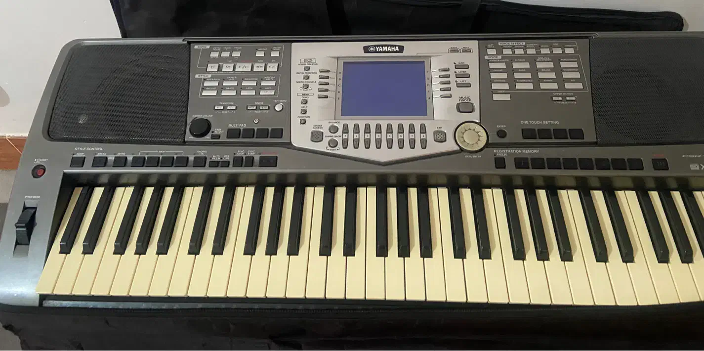 ارگ یاماهاpsr1000|پیانو، کیبورد، آکاردئون|صحنه, |دیوار