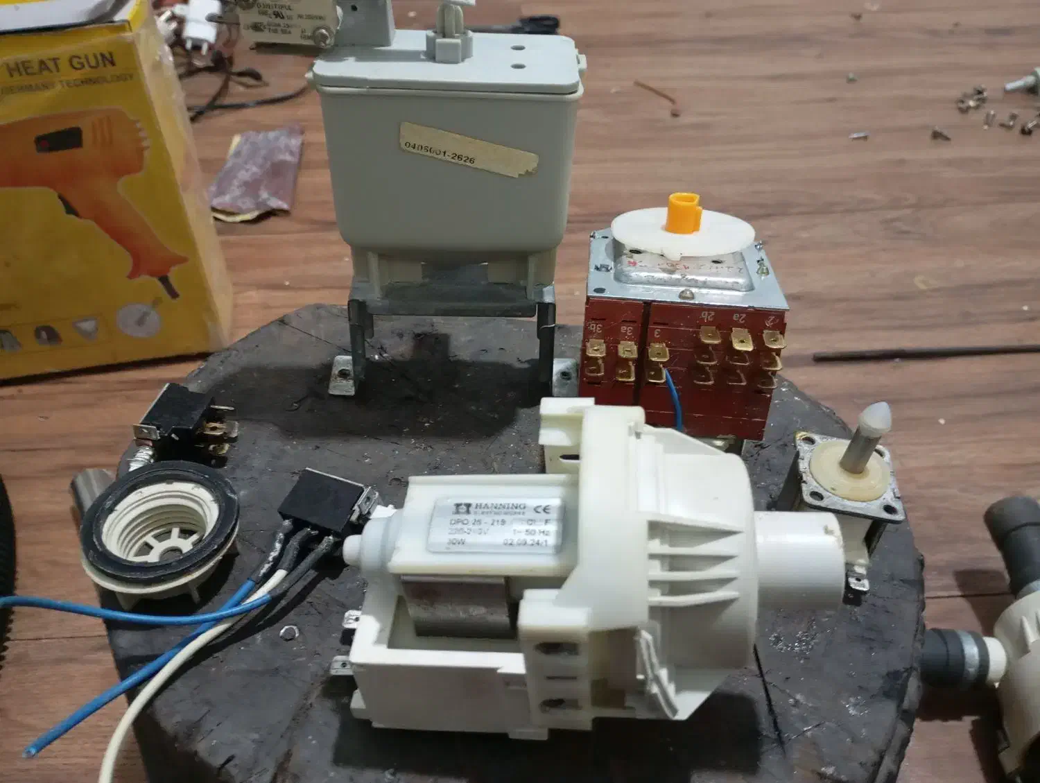 لوازم ظرفشویی ۶ نفره سایوان|ماشین ظرفشویی|تهران, هفت حوض|دیوار