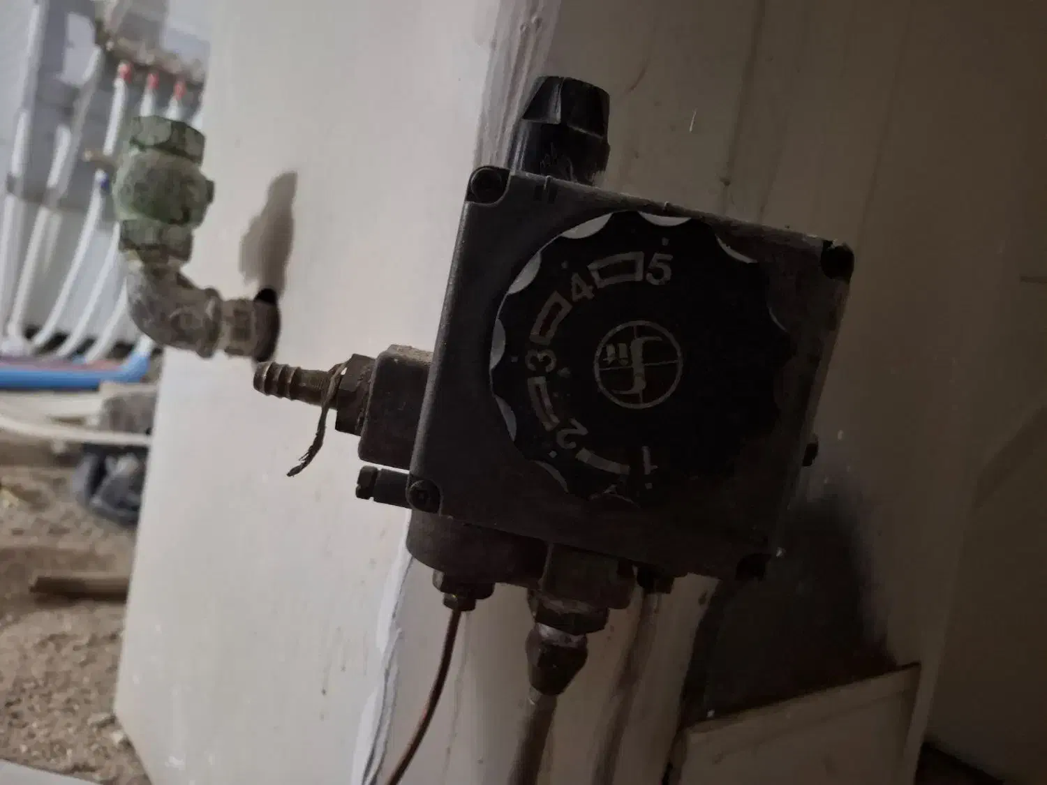 دو تا در اتاق خواب حال پذیرایی و آبگرمکن|مصالح و تجهیزات ساختمان|مشهد, شهید معقول|دیوار