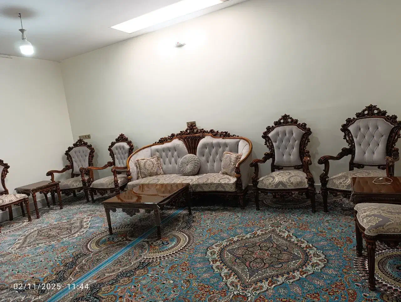 مبل کلاسیک|مبلمان خانگی و میز عسلی|دورود, |دیوار