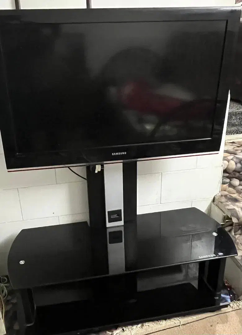ال سی دی سامسونگ۴۰ اینچ|تلویزیون و پروژکتور|برازجان, |دیوار