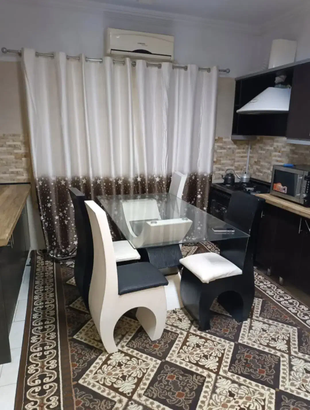 خوابگاه دخترانه قلهک زرگنده|اجارهٔ کوتاهمدت آپارتمان و سوئیت|تهران, قلهک|دیوار