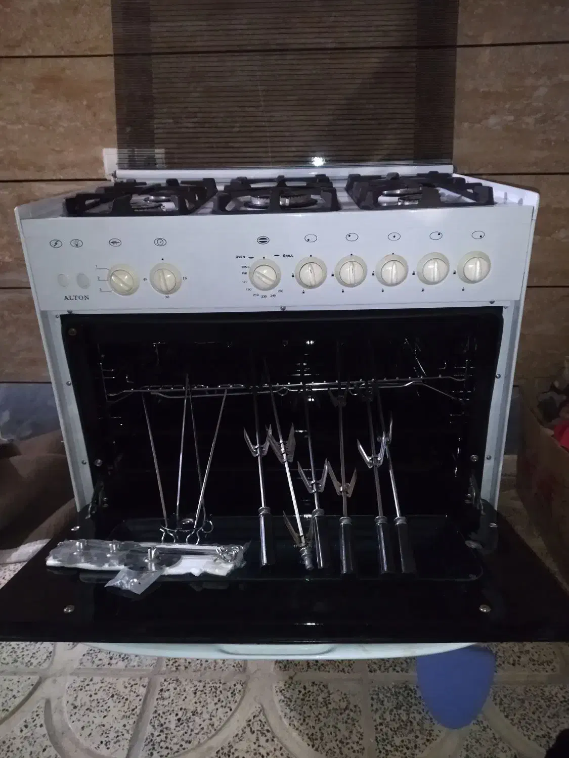 اجاق گاز فردار|اجاق گاز و لوازم برقی پخت‌وپز|طرهان, |دیوار