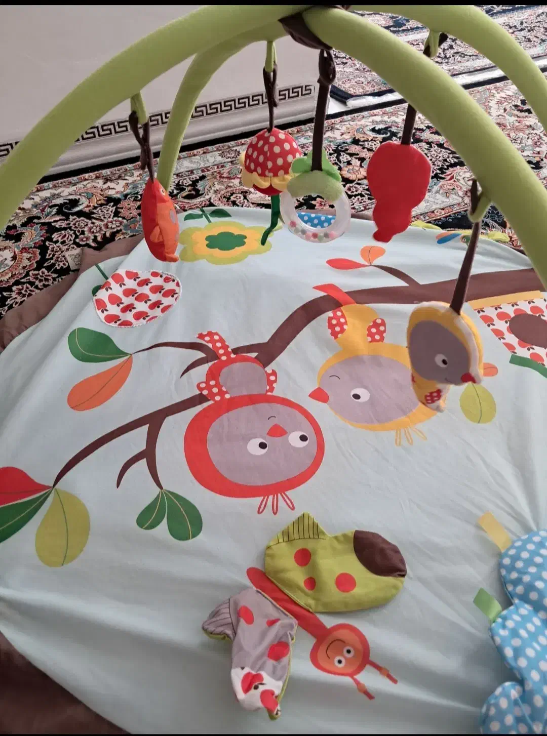 تعدادی وسیله بچه|اسباب و اثاث بچه|ایلام, |دیوار