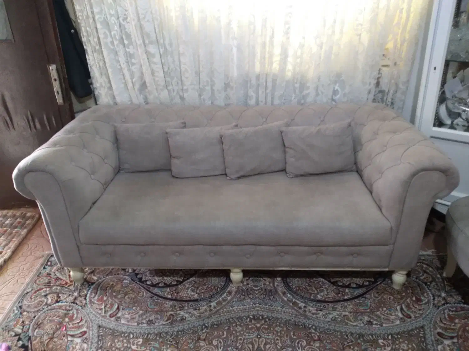 مبل هفت نفره سالم مدل چستر به همراه میز وعسلی|مبلمان خانگی و میز عسلی|خشکبیجار, |دیوار