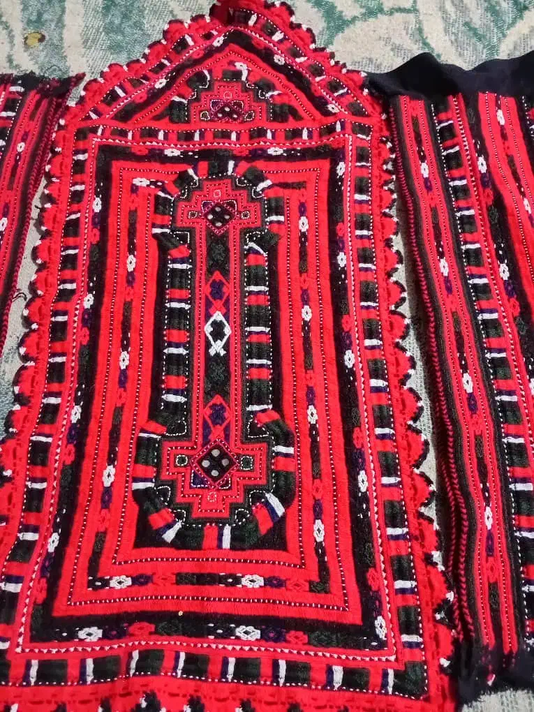 بدن استین|لباس|سراوان, |دیوار