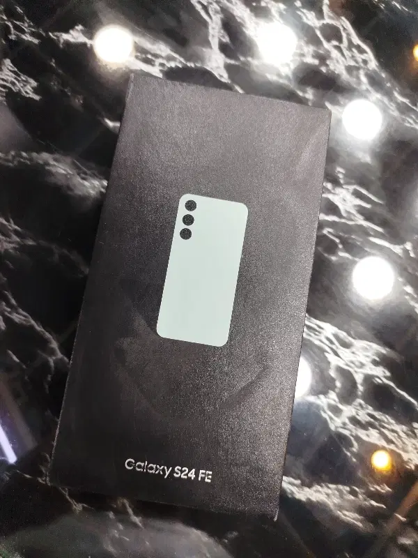 Samsung s24fe|موبایل|میناب, |دیوار