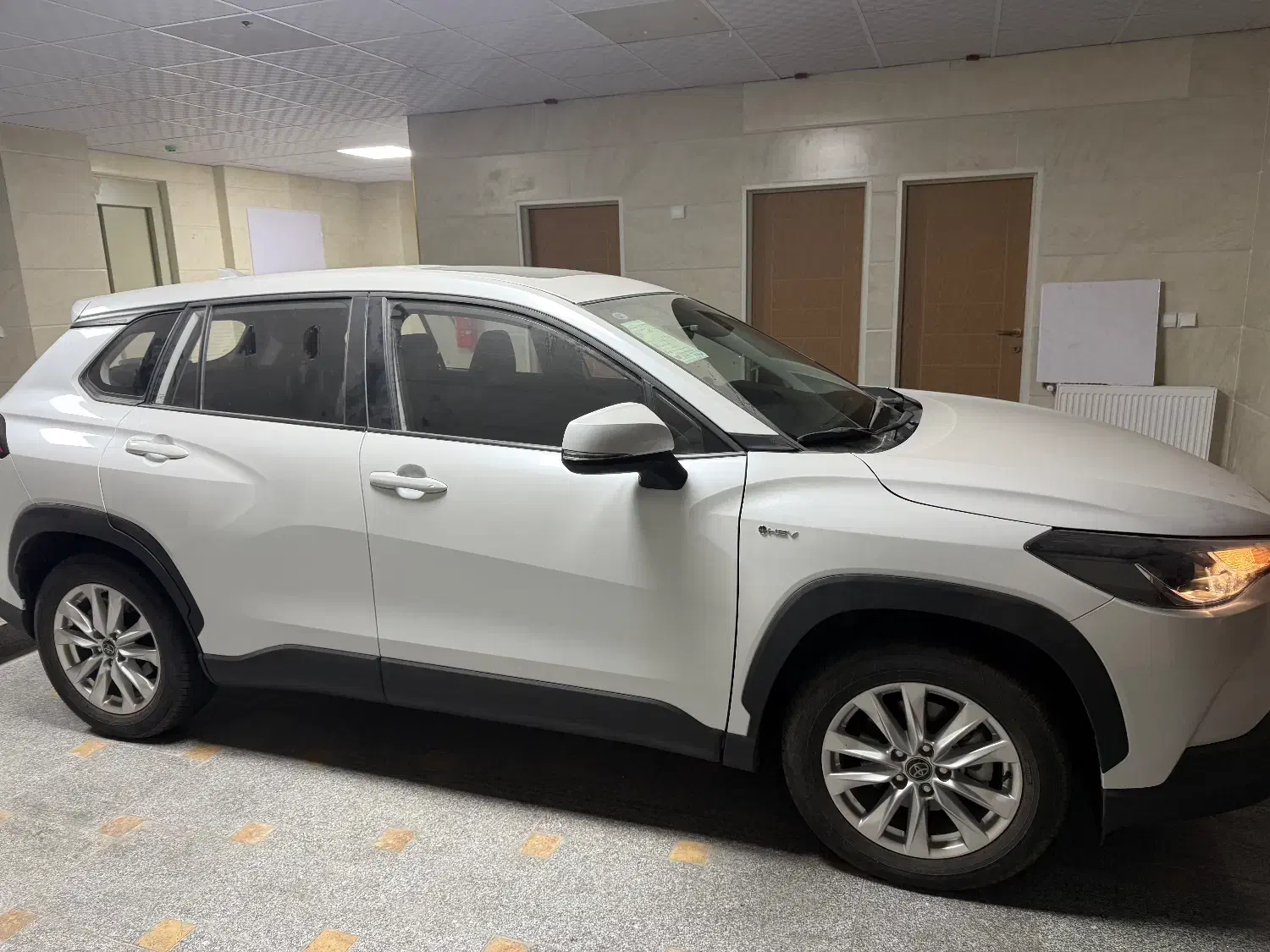 تویوتا کرولا کراس نیم فول ارس 2024|خودرو سواری و وانت|تبریز, |دیوار