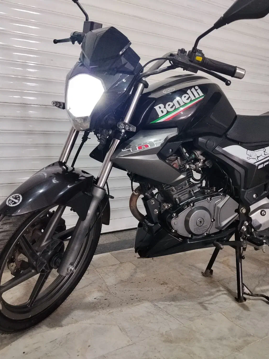 بنلی ۱۵۰ در حد|موتورسیکلت|ساری, |دیوار