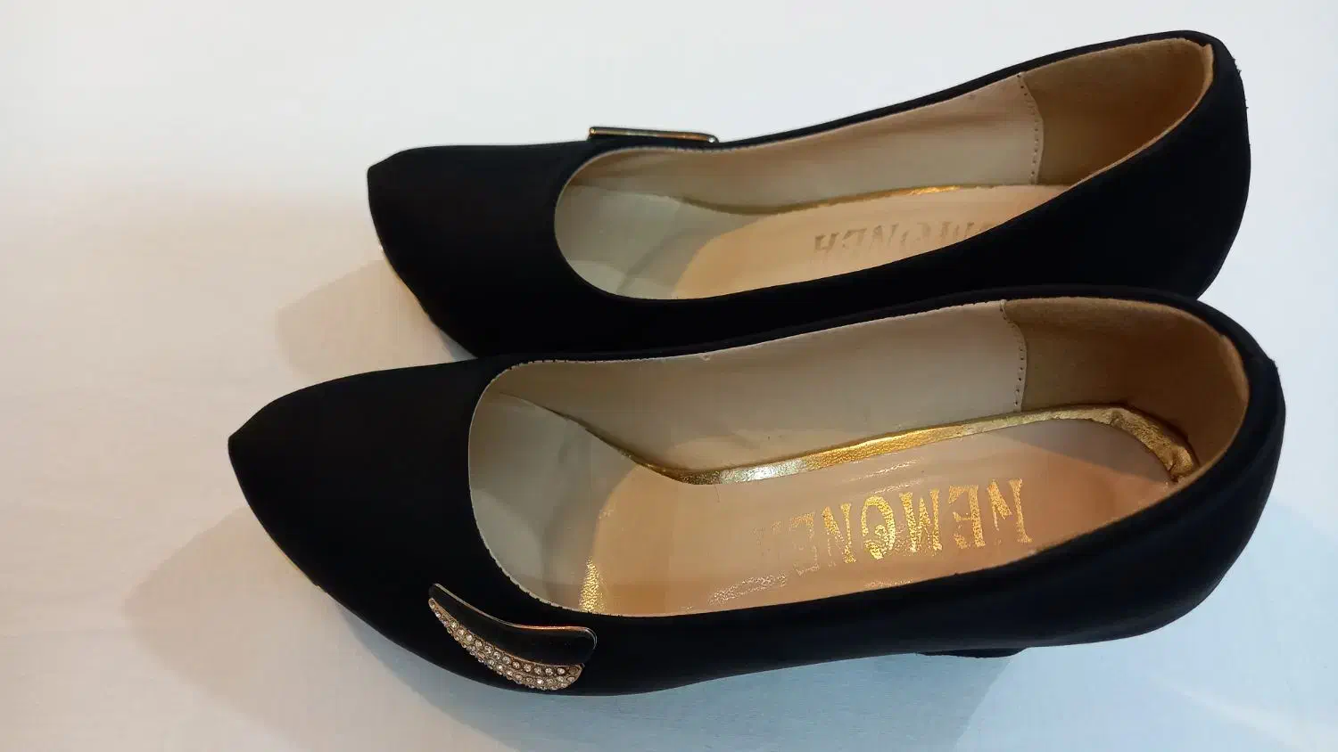 کفش|کیف، کفش، کمربند|گرگان, |دیوار