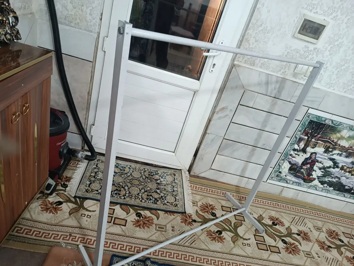 فروش یک عدد رخت آویز|بندرخت و رخت‌آویز|الیگودرز, |دیوار