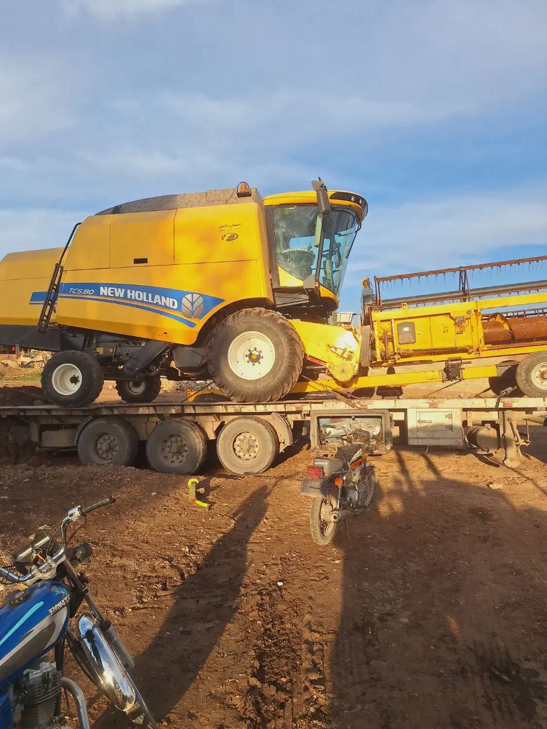 کمباین نیهولند|خودرو سنگین|مرودشت, دولت آباد|دیوار