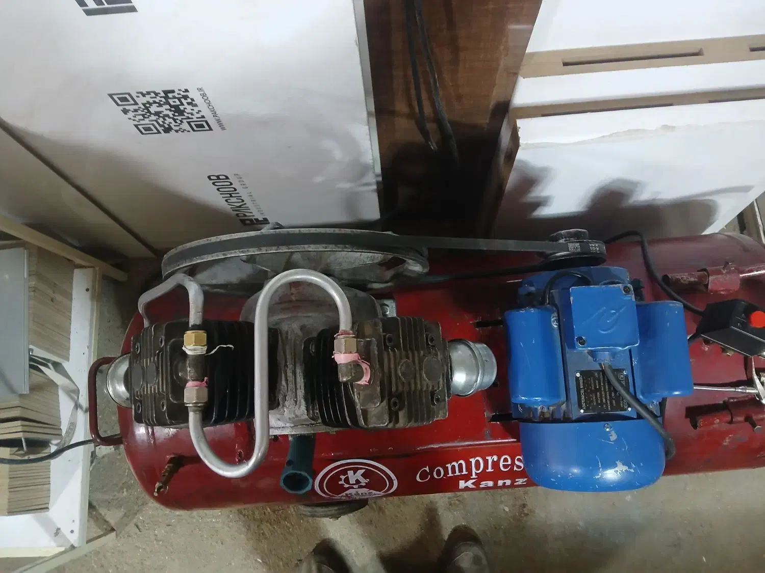 پمپ باد ۲۵۰ لیتری دو پیستون|ماشینآلات صنعتی|سنقر, |دیوار