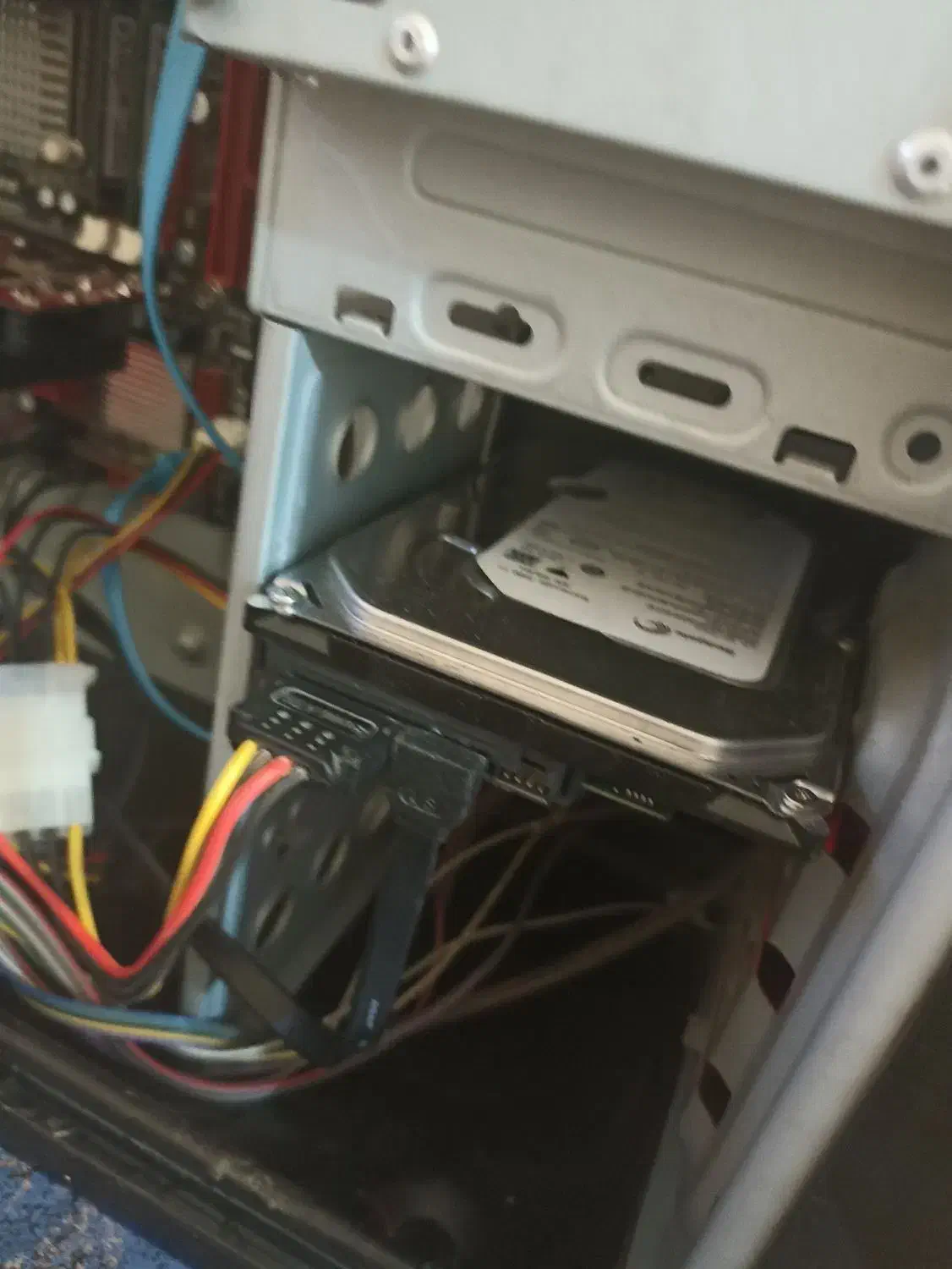 کیس ddr3 چهار هسته 8400 با گرافیک یه گیگ|رایانه رومیزی|تهران, تهرانسر شرقی|دیوار