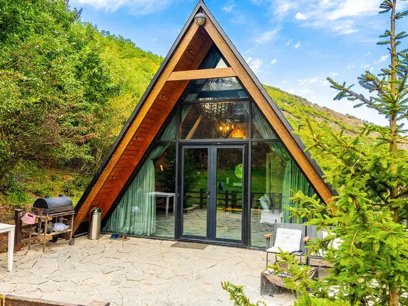 کلبه سوئیسی،پیمانکاری ساختمان ،بازسازی|خدمات پیشه و مهارت|رشت, شهرک پارس خزر|دیوار