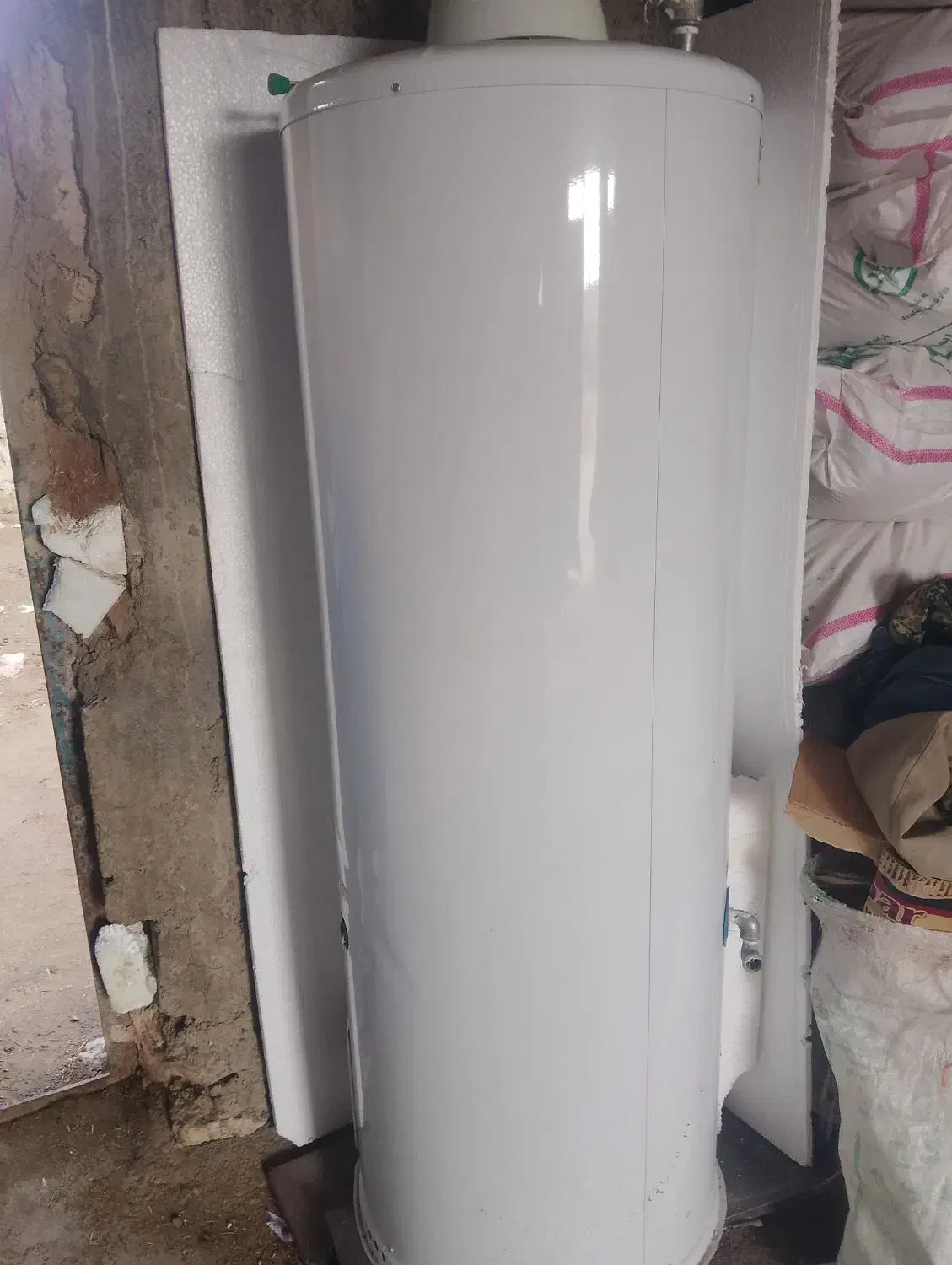 آبگرمکن در حد نو|آبگرمکن، پکیج، شوفاژ|دهگلان, |دیوار