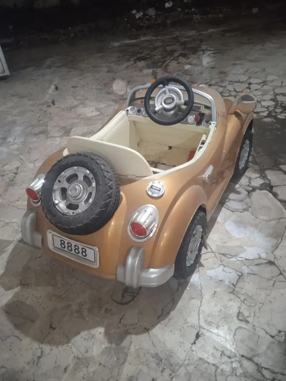 ماشین شارژی|اسباب‌بازی بچه|صومعه‌سرا, |دیوار