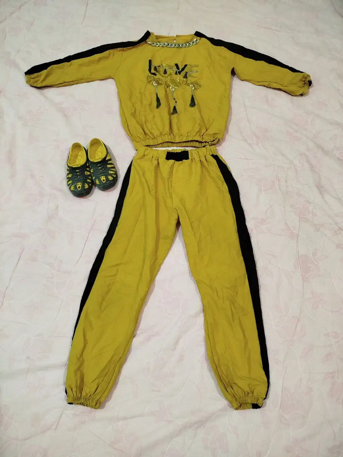 فروش لباس مجلسی بچگانه|کفش و لباس بچه|سراوان, |دیوار