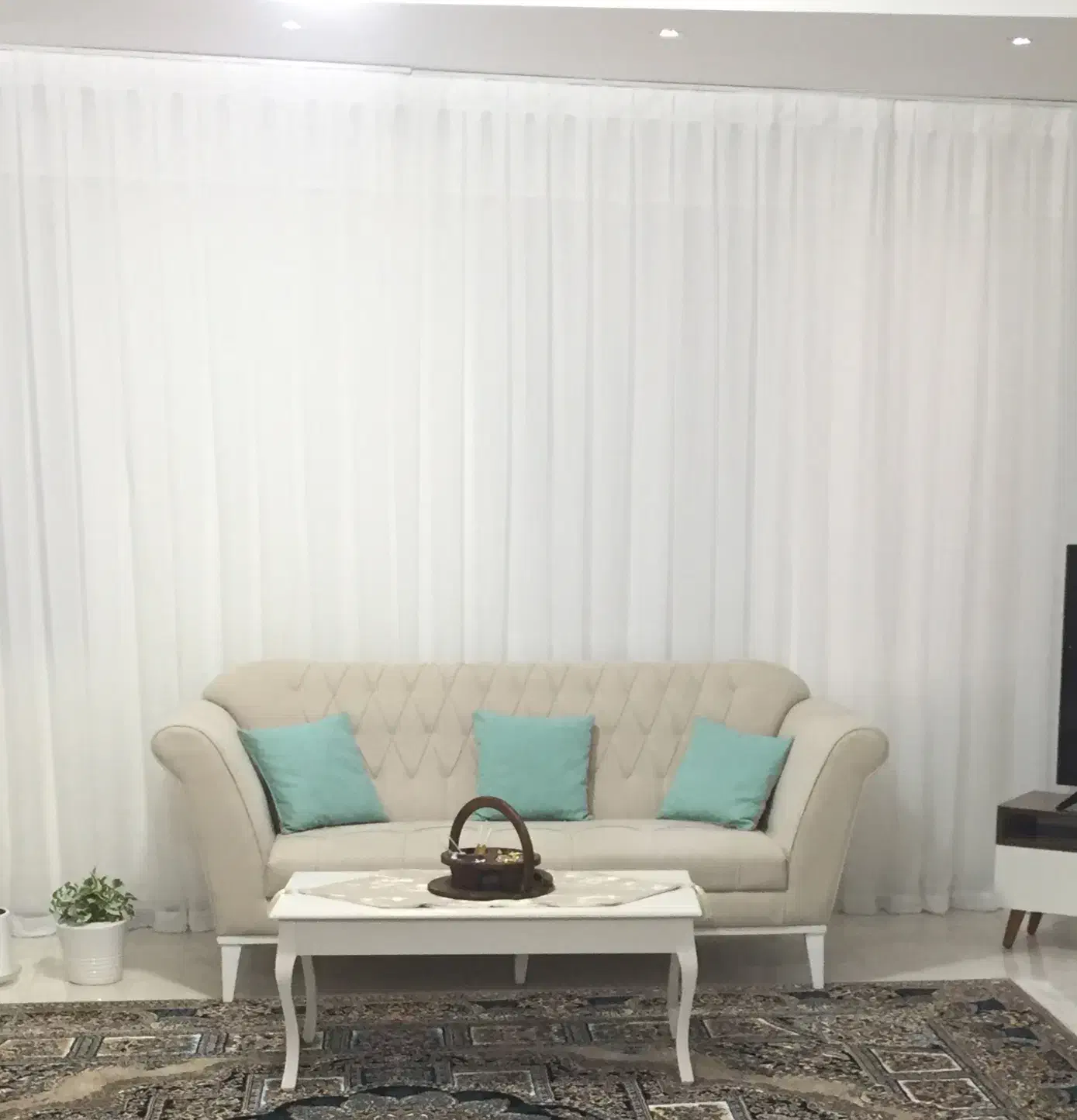 مبل هفت نفره در حد نو|مبلمان خانگی و میز عسلی|ساری, |دیوار