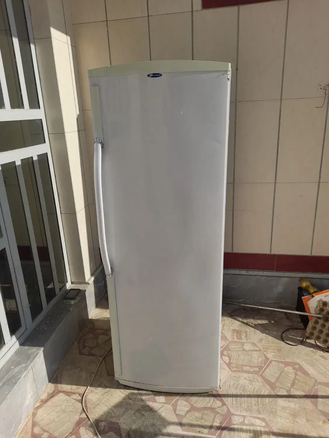 فروش یخچال الکترو استیل سالمه سالم|یخچال و فریزر|شیراز, شریف‌آباد|دیوار