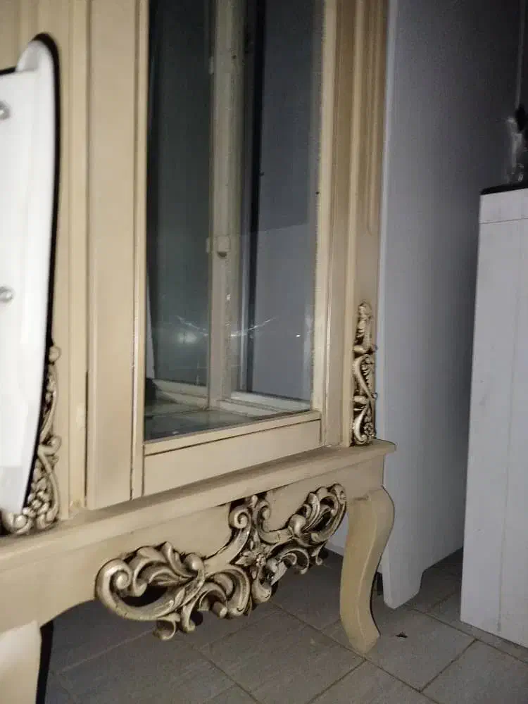 بوفه|بوفه، ویترین، کنسول|زارچ, |دیوار