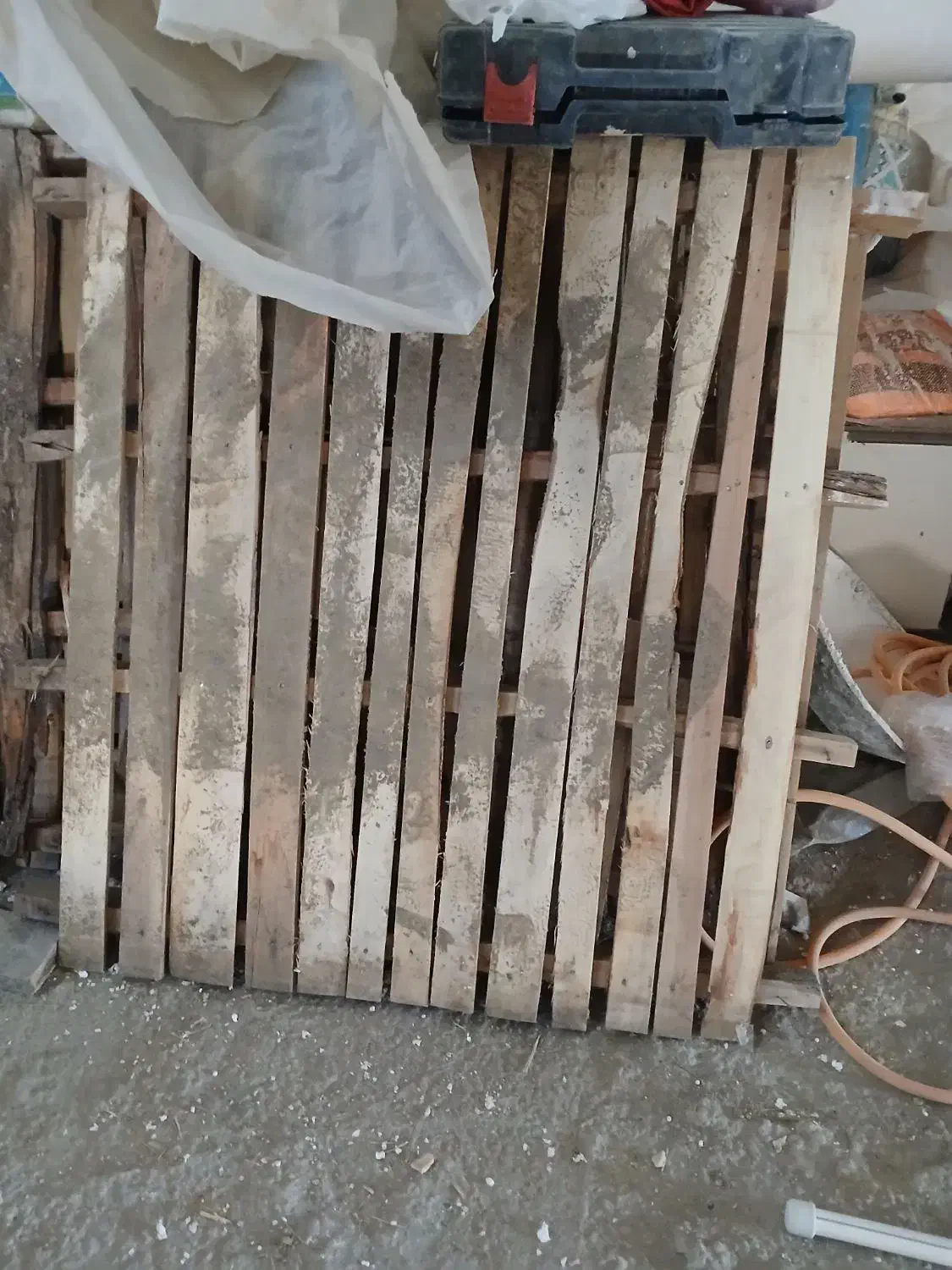 پالت چوبی|ابزارآلات|بروجرد, |دیوار