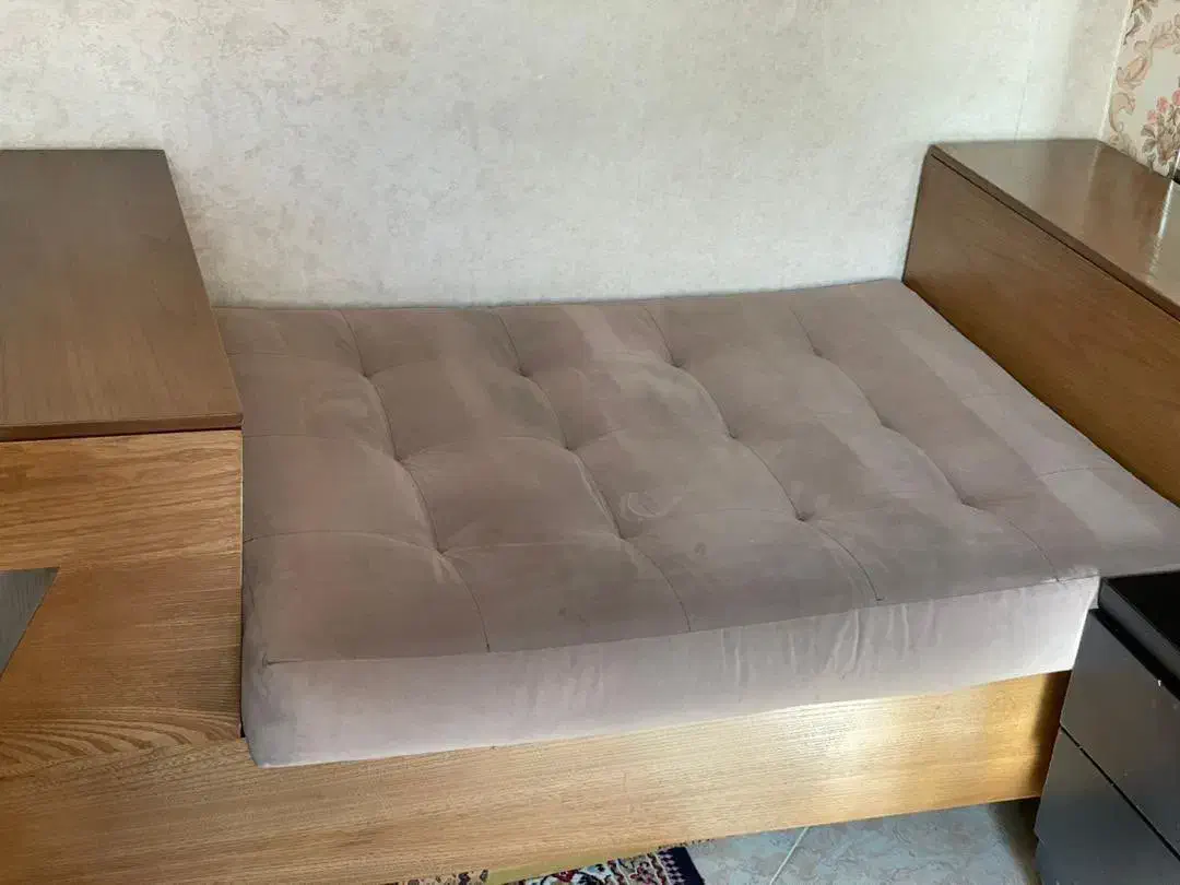 مبل تختخواب‌شو ۹نفره|مبلمان خانگی و میز عسلی|اندیشه, اندیشه فاز ۳|دیوار