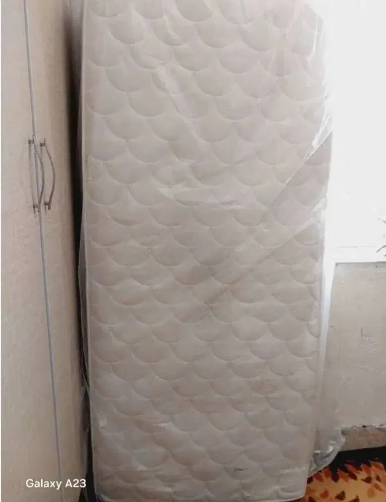 یک عدد تشک تخت بفروش میرسد|تشک تختخواب|یاسوج, |دیوار