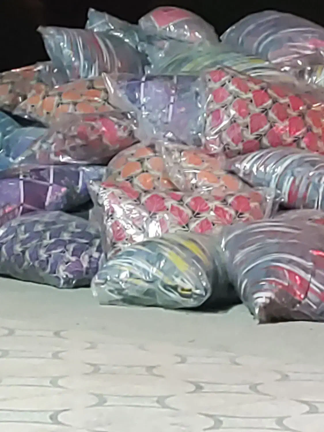 بالشت اقتصادی|رختخواب، بالش، پتو|ایرانشهر, |دیوار