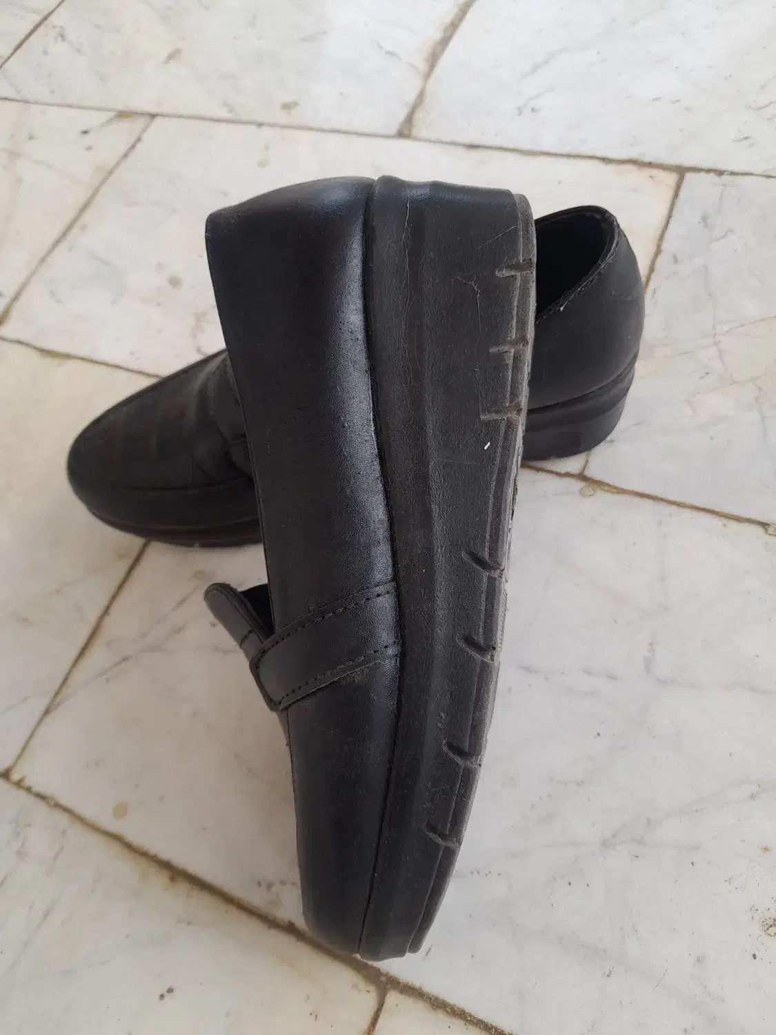 کیف و کفش در حد نو|کیف، کفش، کمربند|چاف و چمخاله, |دیوار