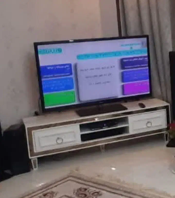 میز تلویزیون  و  کنسول|بوفه، ویترین، کنسول|پاکدشت, پاکدشت (مامازند)|دیوار