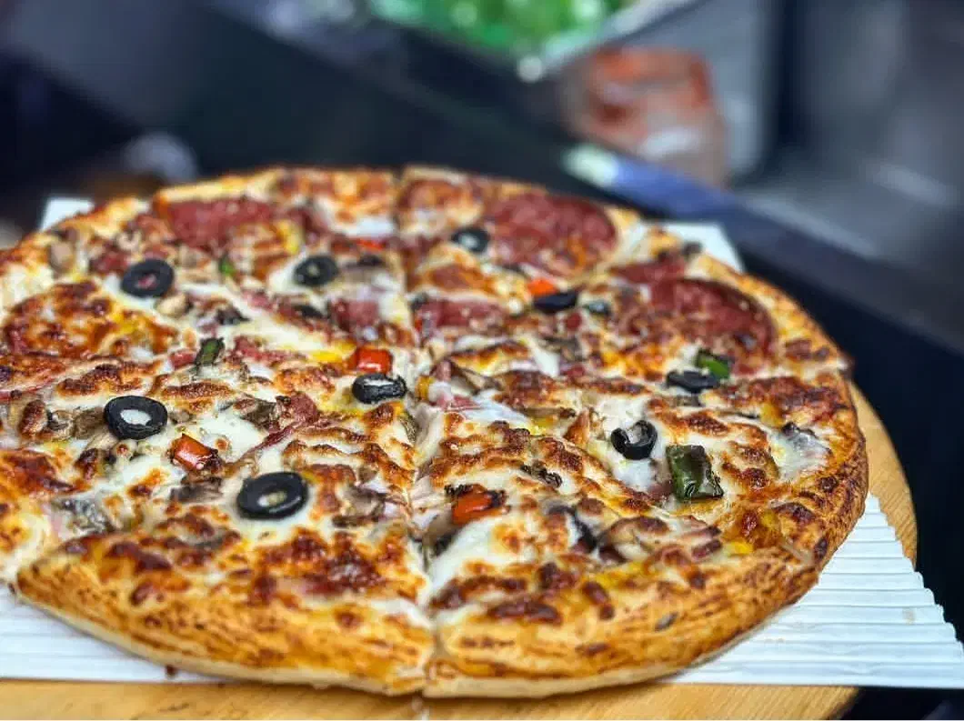 فست فود راینو|خدمات پذیرایی، مراسم|قروه, |دیوار